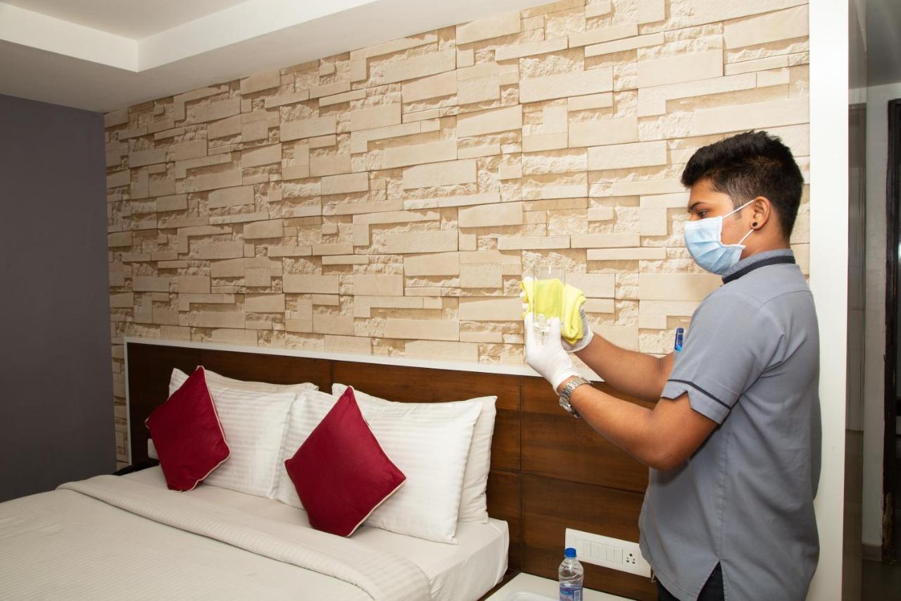 Icon Business Hotel By Bhagini Bangalore Buitenkant foto